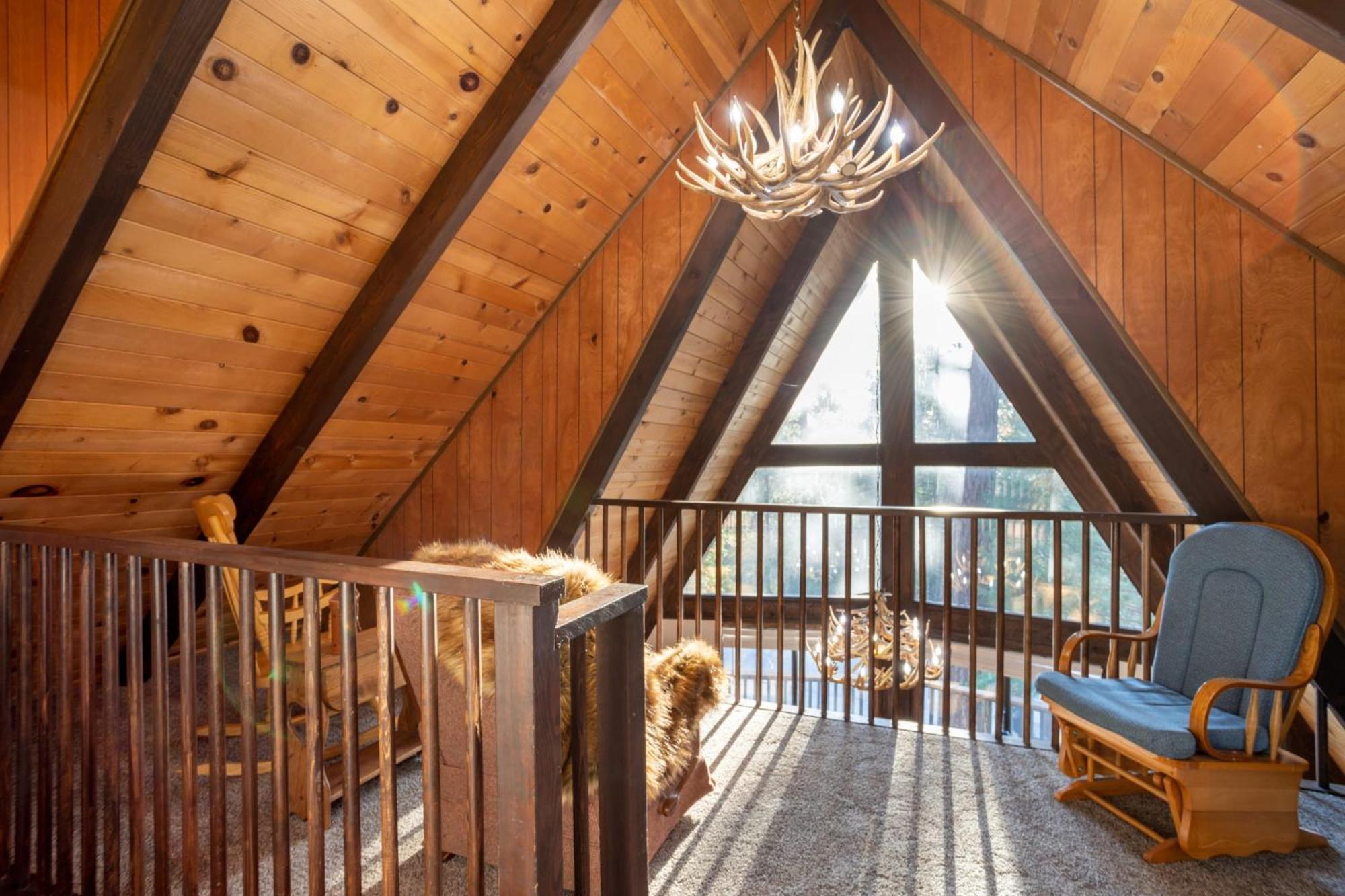 Bear'S Lair By Avantstay 3Mins From Bear Mountain Ski Resort 大熊湖 外观 照片