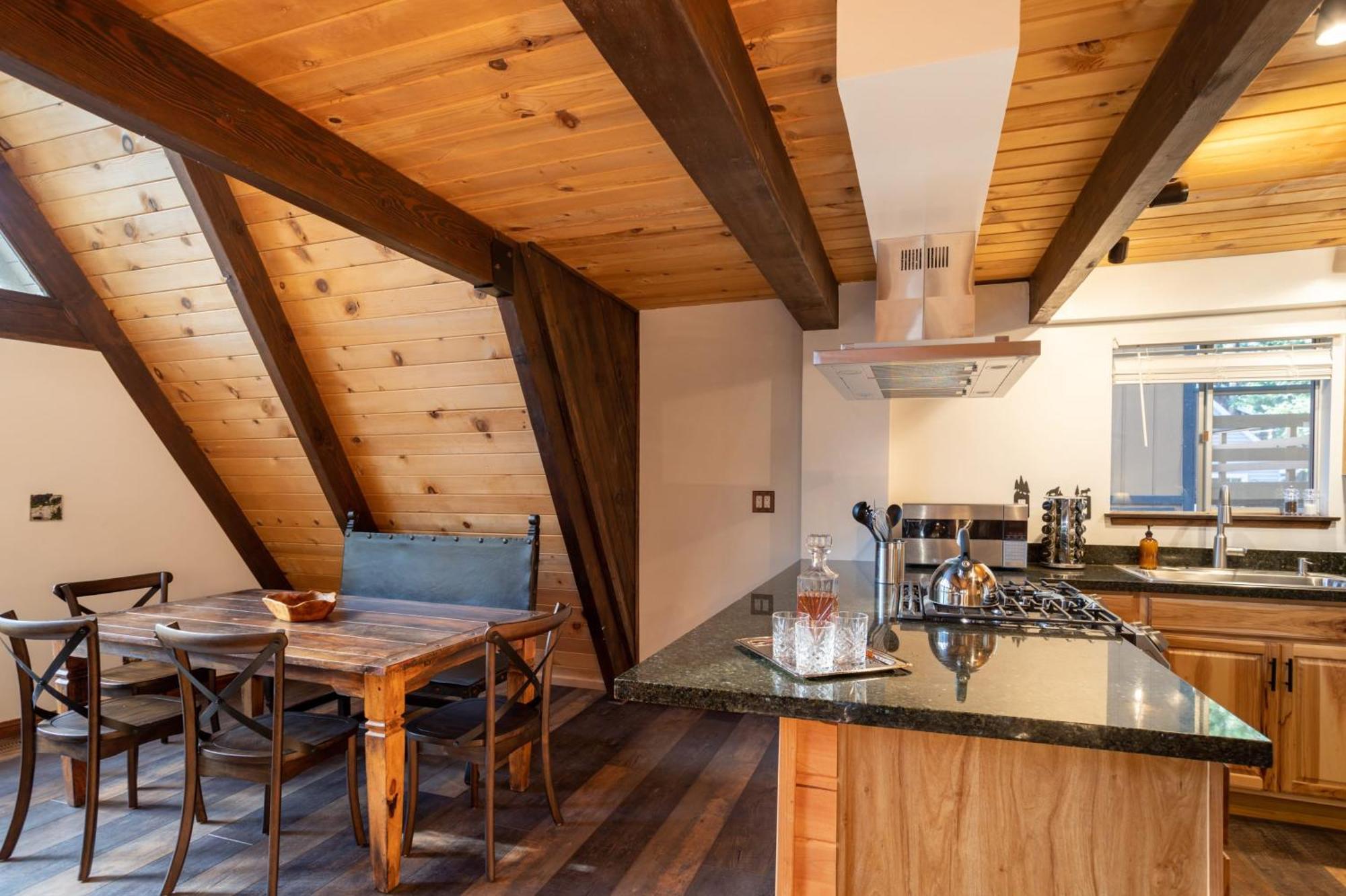 Bear'S Lair By Avantstay 3Mins From Bear Mountain Ski Resort 大熊湖 外观 照片